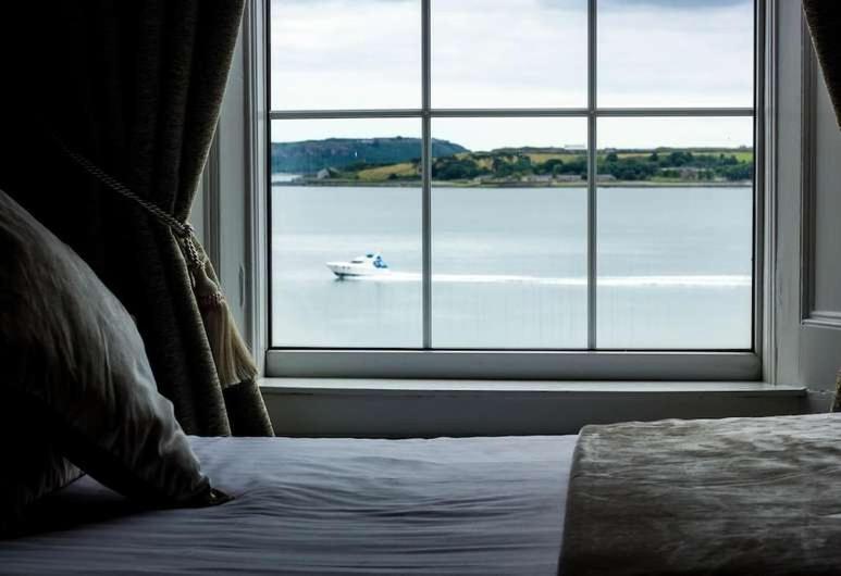 Commodore Hotel Cobh Extérieur photo