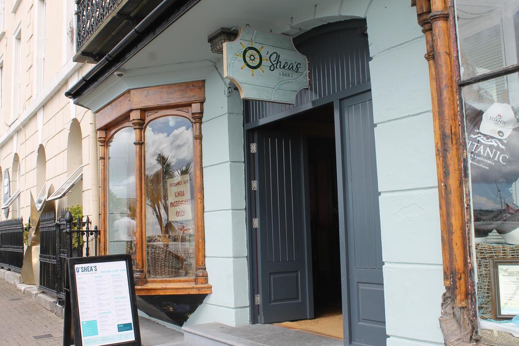 Commodore Hotel Cobh Extérieur photo